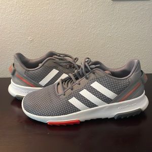 Adidas perfect condition size 7 MENS